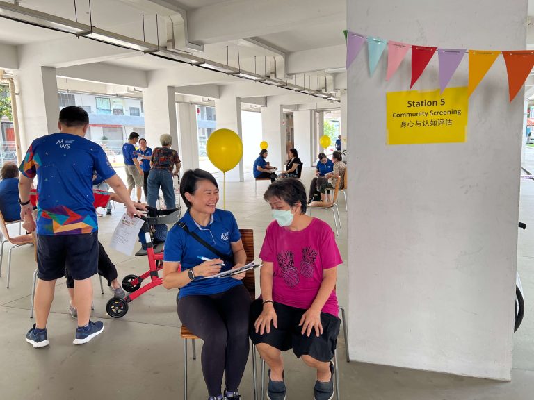 A community screening was conducted by staff and volunteers from MWS AAC – GreenTops@Sims Place to holistically assess the health and well-being of seniors during an outreach event at Blk 40 Sims Drive on 27 Apr 2023 A community screening was conducted by staff and volunteers from MWS AAC – GreenTops@Sims Place to holistically assess the health and well-being of seniors during an outreach event at Blk 40 Sims Drive on 27 Apr 2023