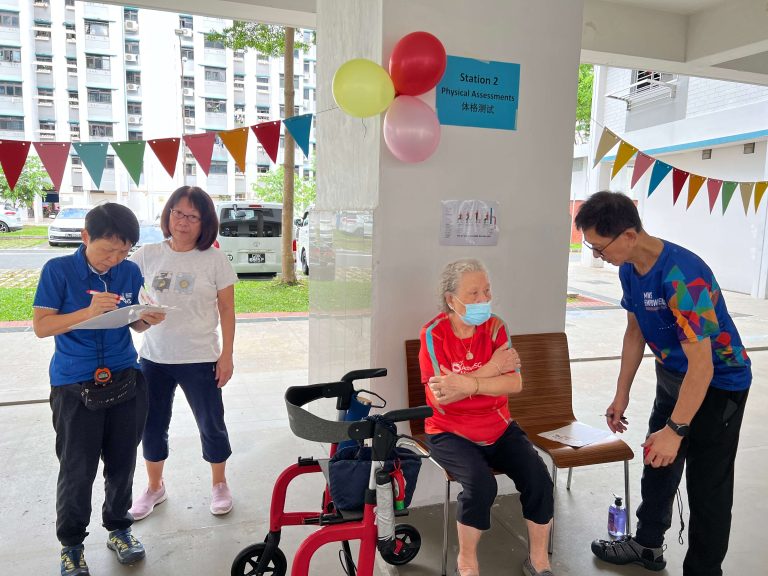 Seniors underwent various tests to assess their frailty levels, including a chair stand test to measure their lower limb strength and grip strength test using a dynamometer Seniors underwent various tests to assess their frailty levels, including a chair stand test to measure their lower limb strength and grip strength test using a dynamometer