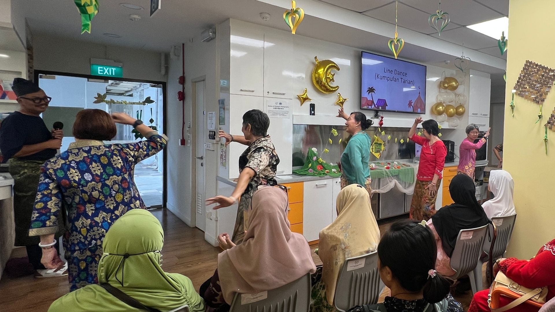 Meet the Volunteer Bringing Back the Kampung Spirit in Geylang East
