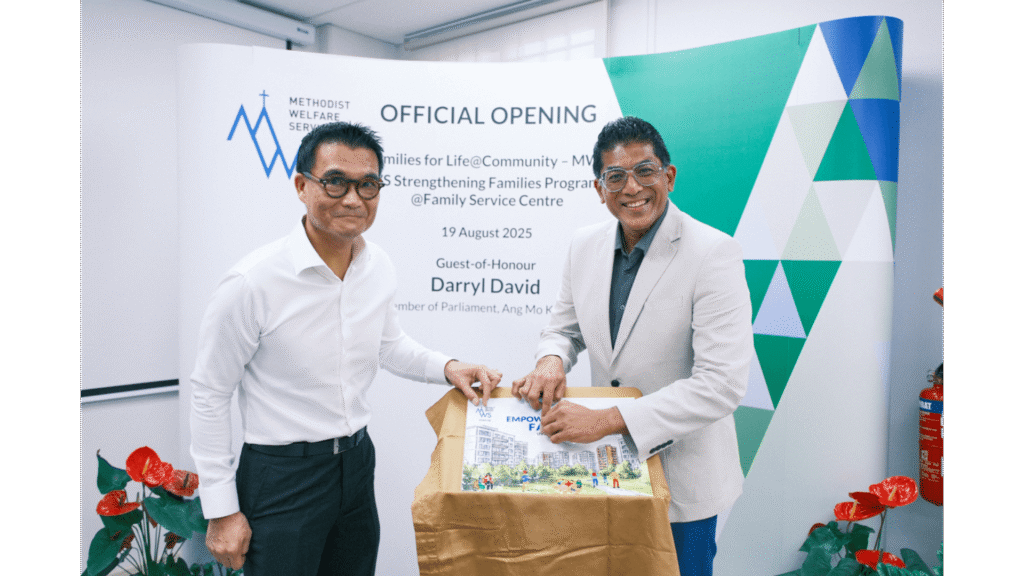 Calvin Ngo (left), Chief Executive Officer of MWS, with Guest-of-Honour Darryl David, Member of Parliament of Ang Mo Kio GRC, at the official launch of the MWS Family Services Hub that will support families more seamlessly