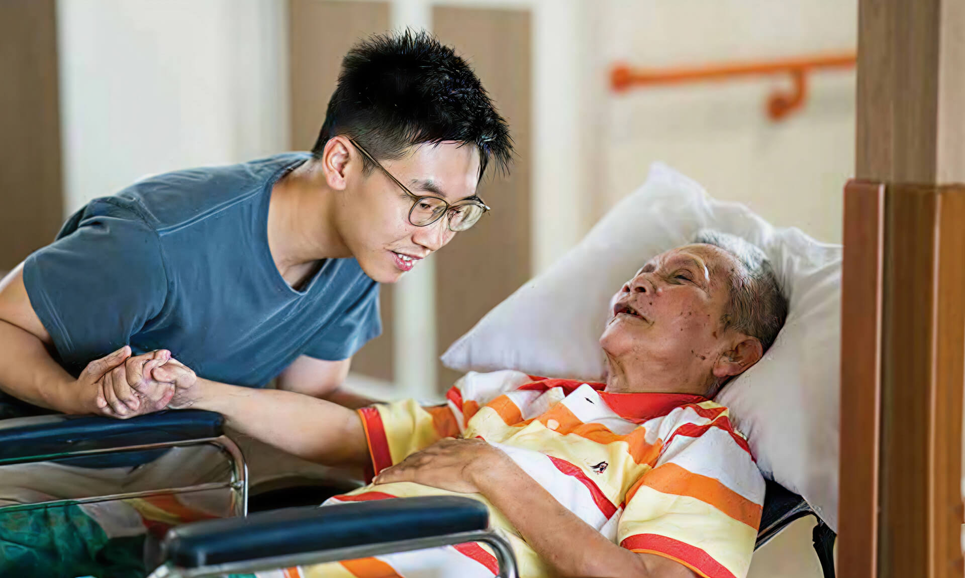 Equipping volunteers for pastoral care to the elderly
